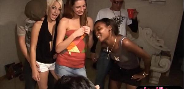  College teens are so horny they end up in a groupsex party